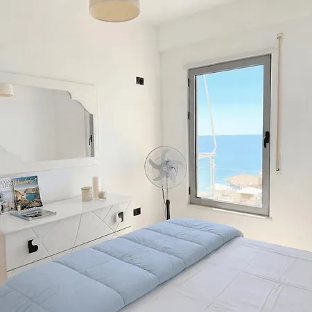 Beachfront- Sea View 105