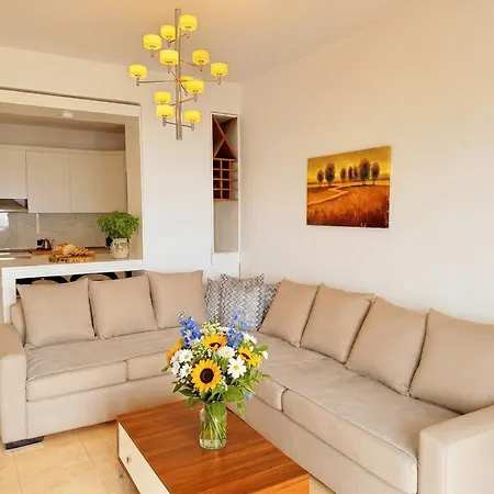 Apartament Beachfront- Sea View 105