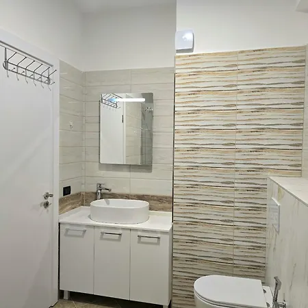 Apartman Beachfront- Sea View 105 *